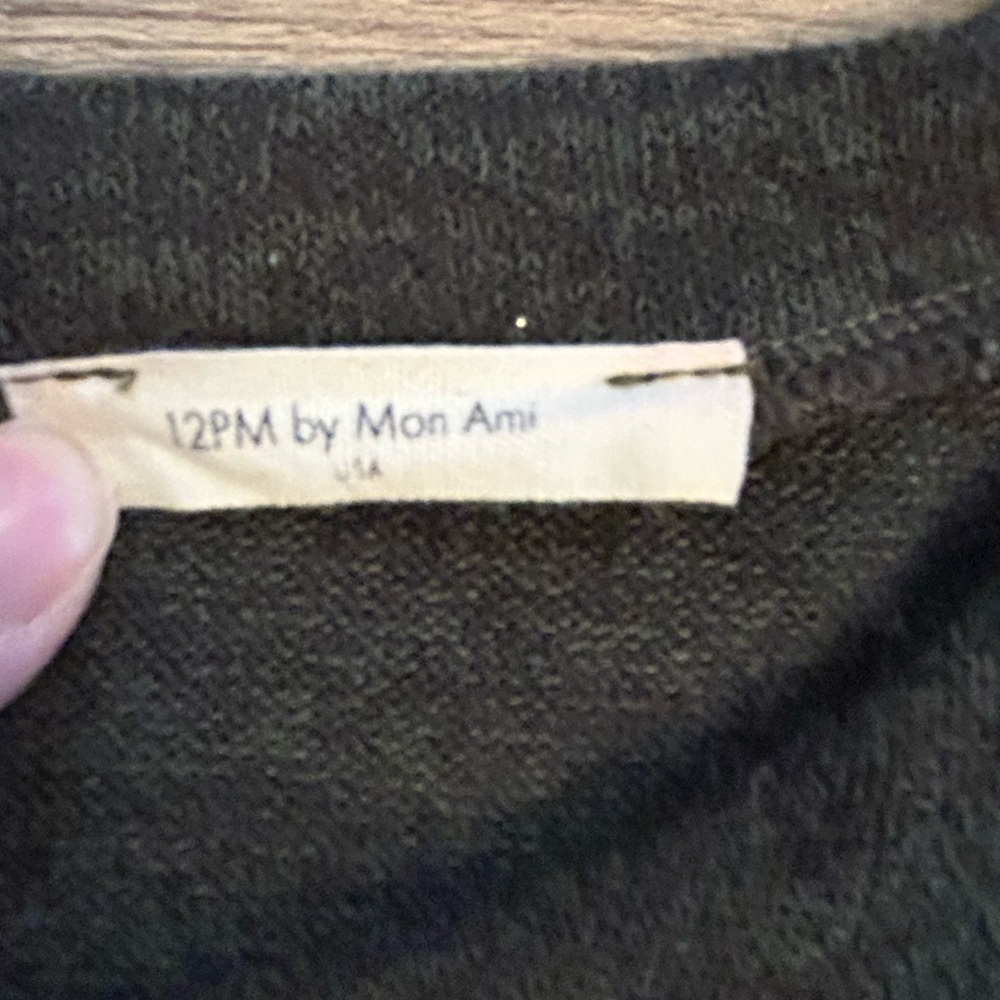 12PM by Mon Ami Striped‎ Long Sleeve Knit Top Neutral Casual - Picture 2 of 6